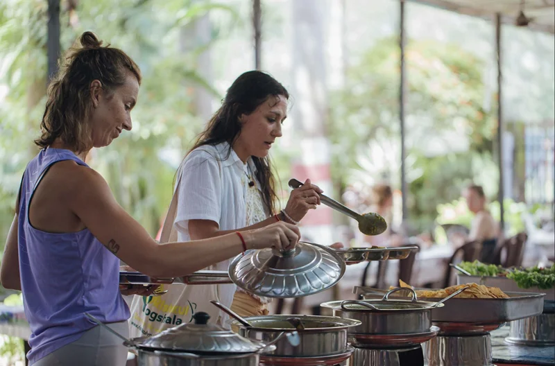 Traditional Sattvic Meals for Advanced Yoga Students in Rishikesh